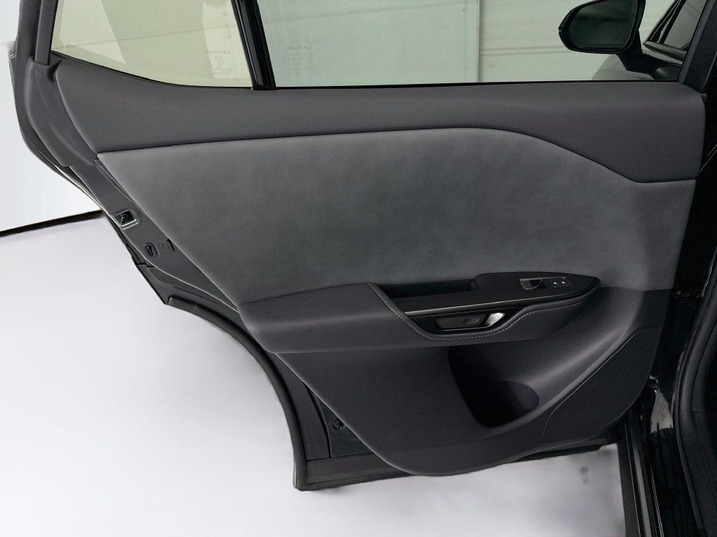 Used 2026 Lexus RZ 350e 2WD w/ Accessory Package (Z1) image 25