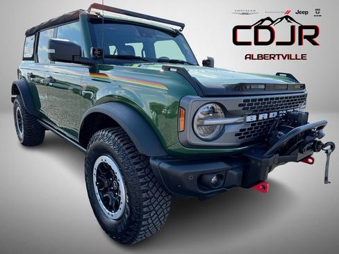 Used 2023 Ford Bronco Badlands image 1