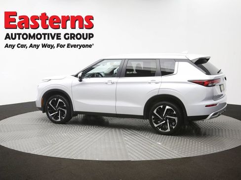 Used 2024 Mitsubishi Outlander SE AWD/4WD image 61
