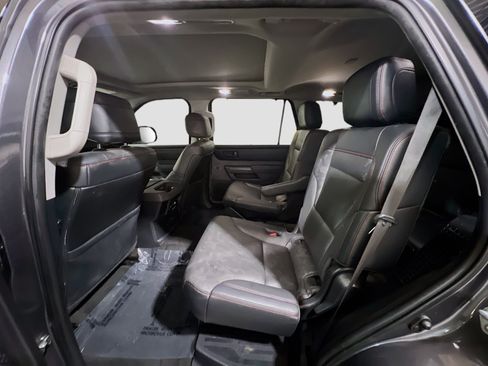 Used 2023 Toyota Sequoia TRD Pro AWD/4WD image 17