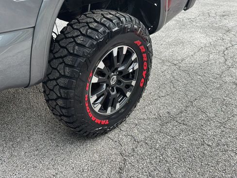 Used 2019 Nissan Titan PRO-4X AWD/4WD image 39