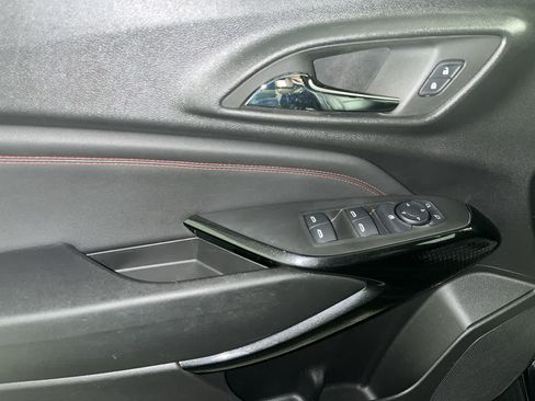 Used 2024 Chevrolet Trax RS w/ Driver Confidence Package FWD image 13