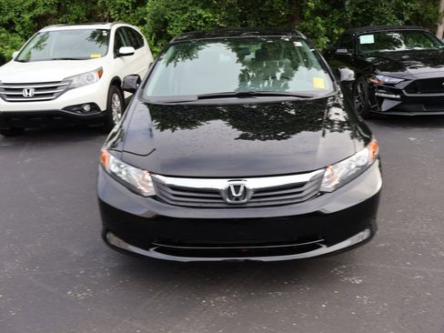 Used 2012 Honda Civic LX image 2