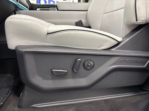 New 2026 Ford Expedition Platinum AWD/4WD image 7