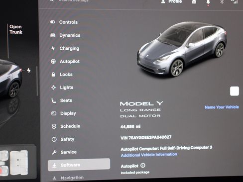 Used 2023 Tesla Model Y Long Range image 20