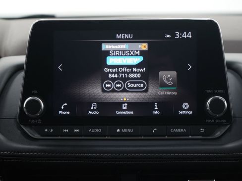 Used 2021 Nissan Rogue SV image 17