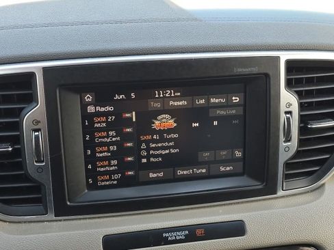 Used 2018 Kia Sportage EX FWD image 30