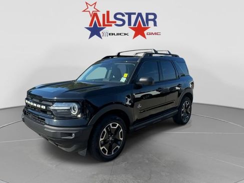 Used 2023 Ford Bronco Sport Outer Banks w/ Tech Package AWD/4WD image 3