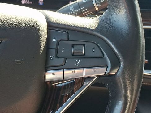 Used 2023 Cadillac Escalade ESV Luxury AWD/4WD image 26