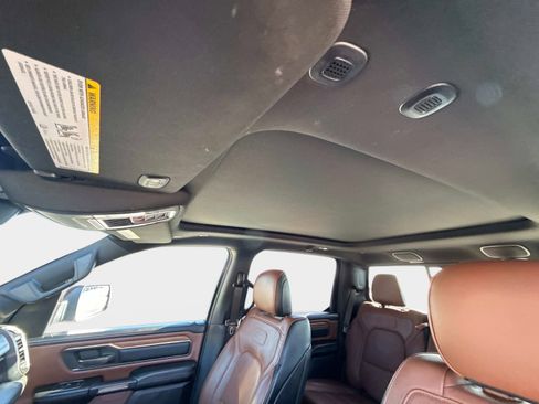 Used 2021 RAM 1500 Limited w/ Body Color Bumper Group image 34