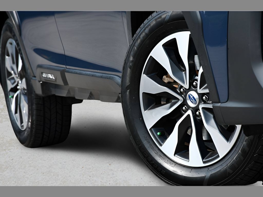 Certified 2023 Subaru Outback Limited AWD/4WD image 11