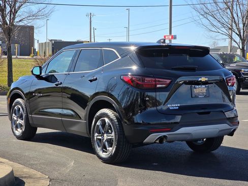 Used 2025 Chevrolet Blazer LT image 7