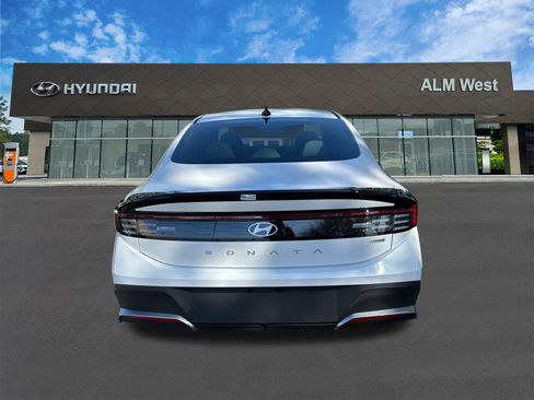 New 2026 Hyundai Sonata Blue FWD image 7