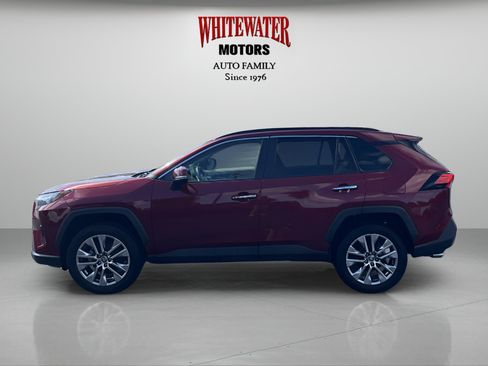 Used 2022 Toyota RAV4 Limited AWD/4WD image 2