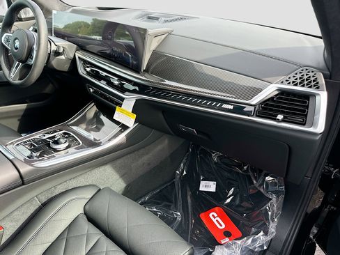 New 2026 BMW X5 M60i AWD/4WD image 22
