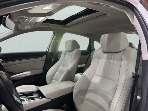 Used 2022 Honda Accord EX-L image 18