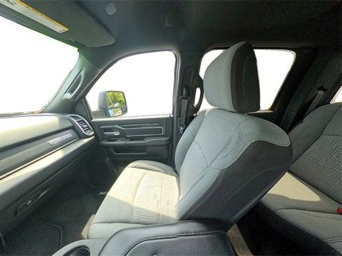 Used 2024 RAM 2500 Big Horn w/ Bed Utility Group image 39