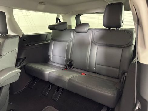 New 2026 Ford Expedition Max Active RWD image 31