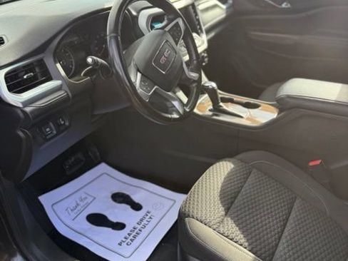 Used 2019 GMC Acadia SLE w/ LPO, Floor Liner Package FWD image 8