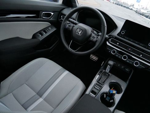 Certified 2026 Honda Civic Sport image 9