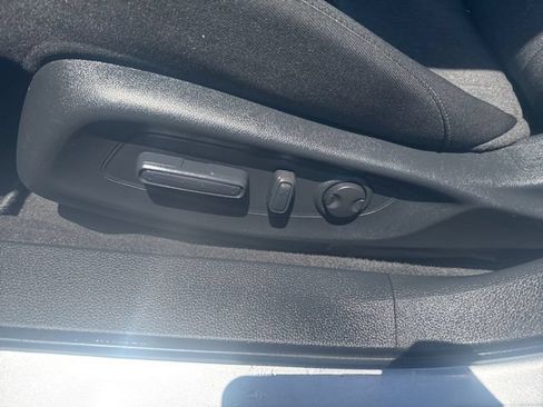 Used 2025 Honda Accord Sport image 19