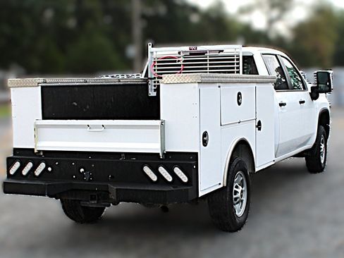 Used 2023 Chevrolet Silverado 2500 W/T w/ WT Convenience Package RWD image 5