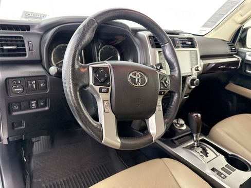 Used 2023 Toyota 4Runner Limited AWD/4WD image 4