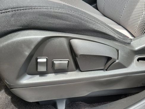 Used 2016 GMC Terrain SLE FWD image 13