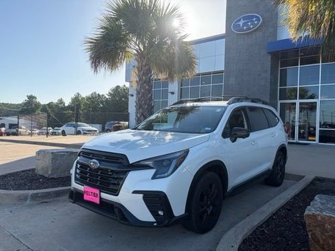 Used 2023 Subaru Ascent Onyx Edition Limited AWD/4WD image 3