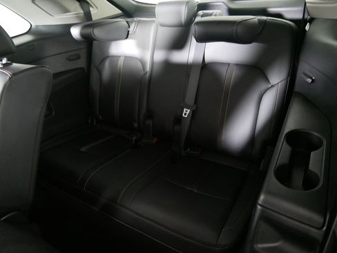 Certified 2025 MAZDA CX-90 3.3 Turbo w/ Select Package image 33