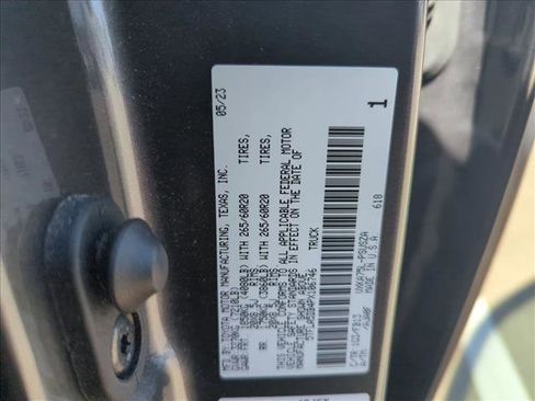 Used 2022 Toyota Tundra SR5 image 18