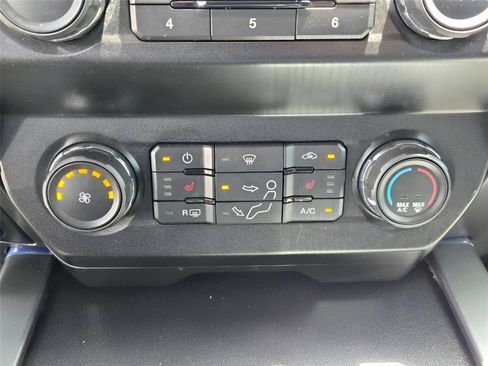 Used 2022 Ford F250 XLT w/ XLT Premium Package AWD/4WD image 18