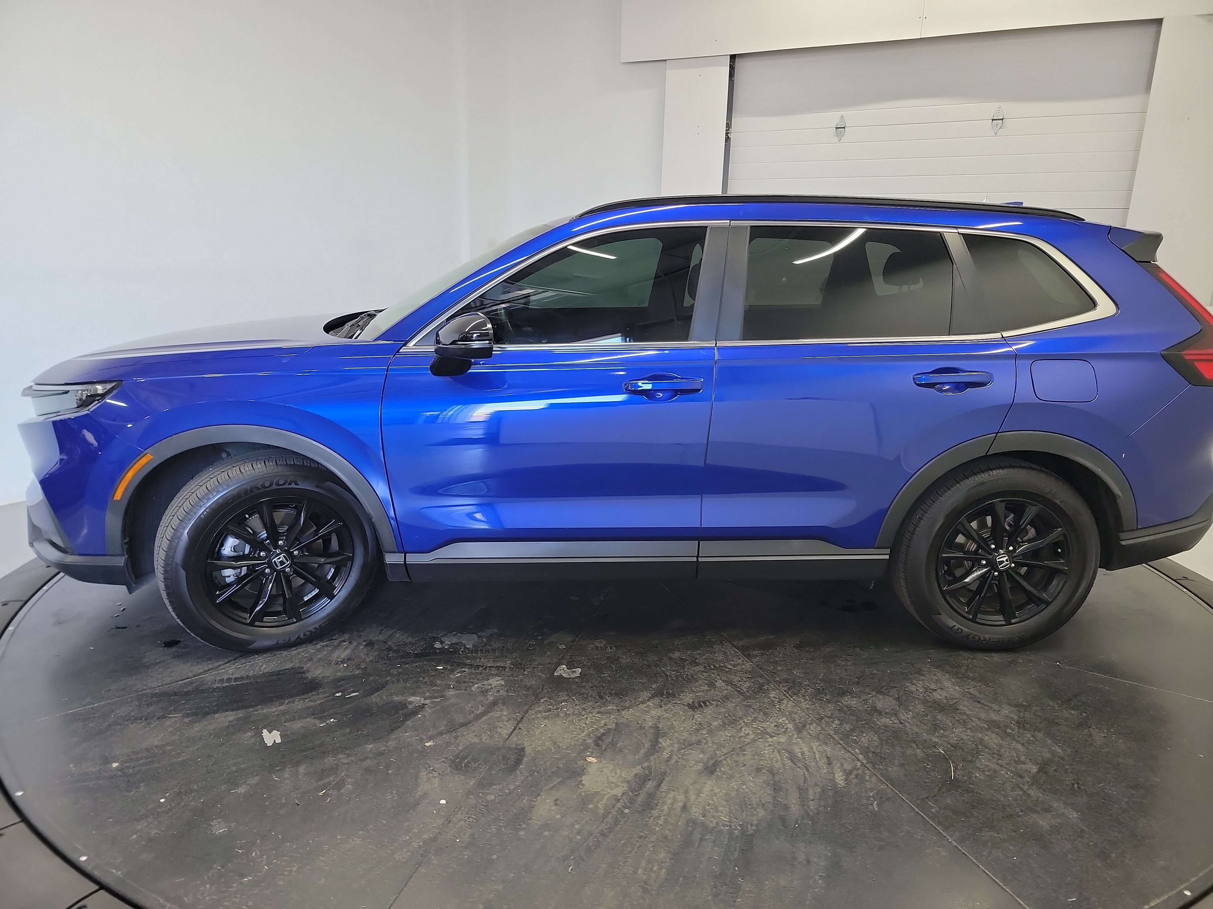 Used 2023 Honda CR-V Sport image 5