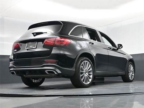 Used 2021 Mercedes-Benz GLC 300 4MATIC image 14