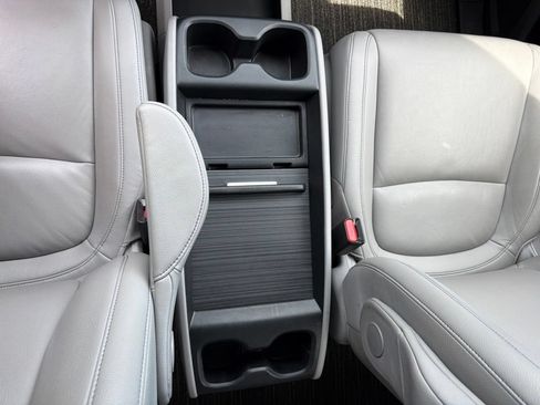 Used 2023 Honda Odyssey Touring image 21