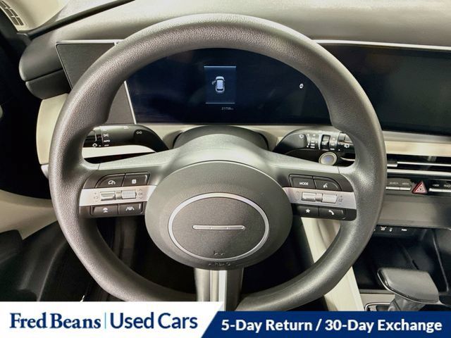 Certified 2025 Hyundai Tucson SEL AWD/4WD image 16