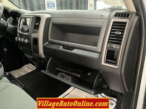Used 2016 RAM 1500 Express AWD/4WD image 37