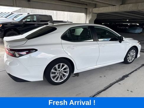 Used 2024 Toyota Camry LE FWD image 16