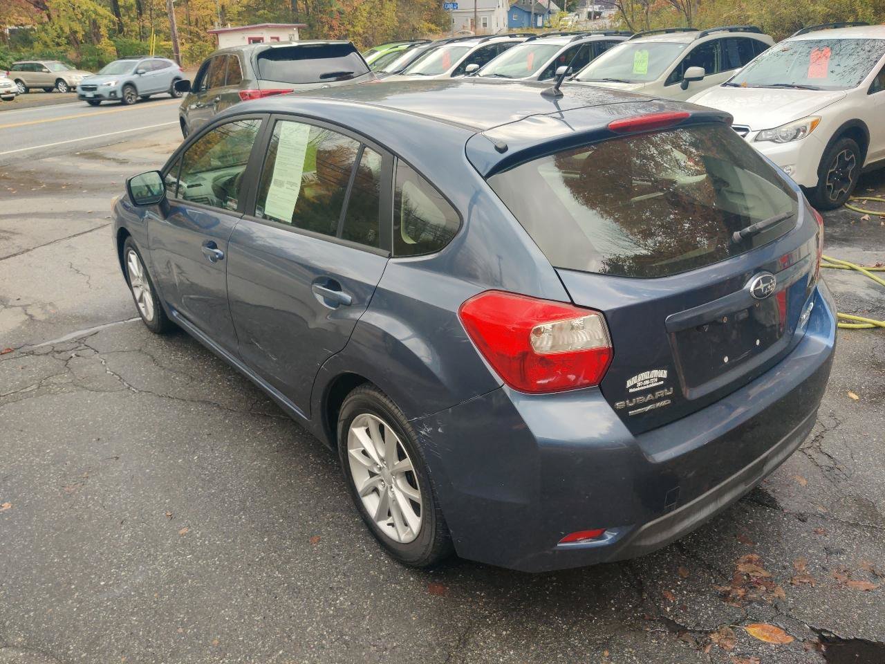 Used 2013 Subaru Impreza 2.0i Premium w/ All-Weather Pkg AWD/4WD image 4