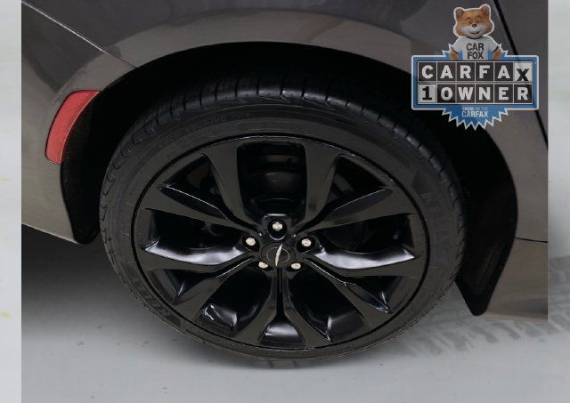 Used 2015 Chrysler 200 S w/ Navigation & Sound Group I AWD/4WD image 17