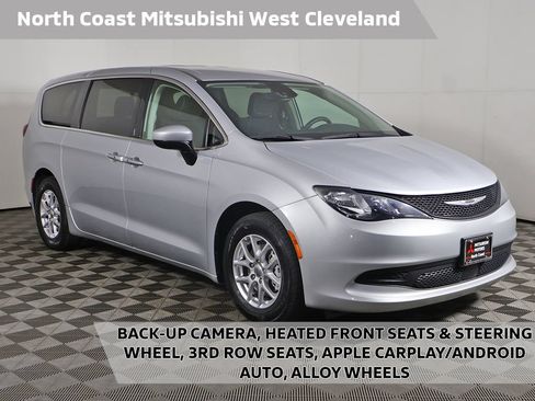 Used 2023 Chrysler Voyager LX FWD image 1