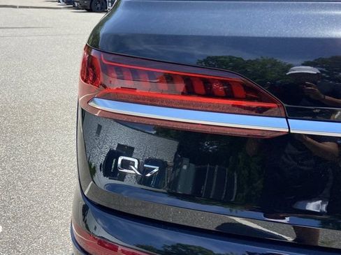 Certified 2022 Audi Q7 3.0T Premium Plus AWD/4WD image 33