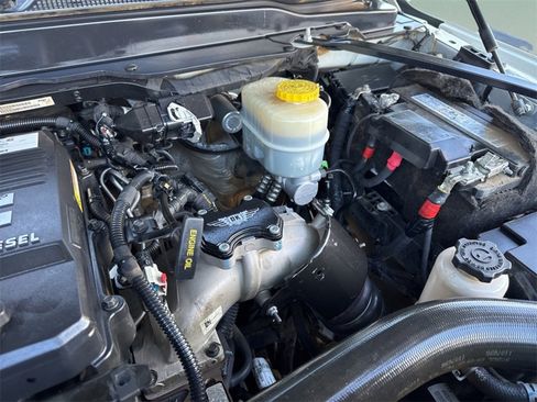 Used 2020 RAM 2500 Laramie image 44