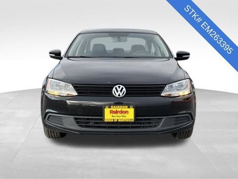 Used 2014 Volkswagen Jetta SE image 2