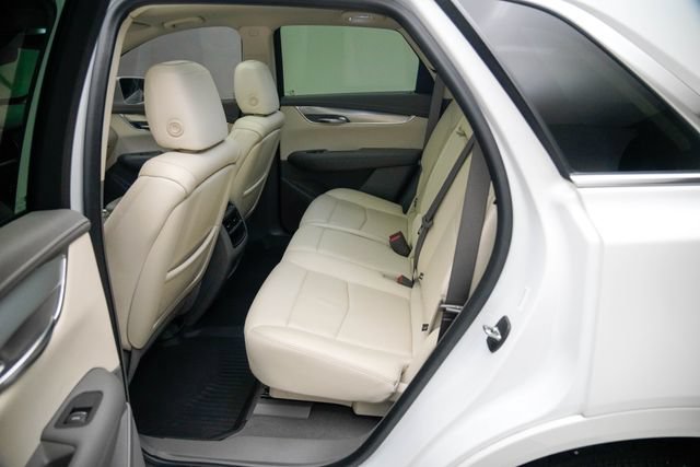 Used 2020 Cadillac XT5 Premium Luxury FWD image 23