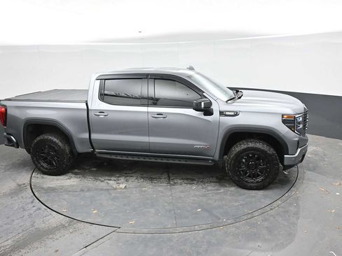 Used 2025 GMC Sierra 1500 AT4 w/ AT4 Premium Package AWD/4WD image 20