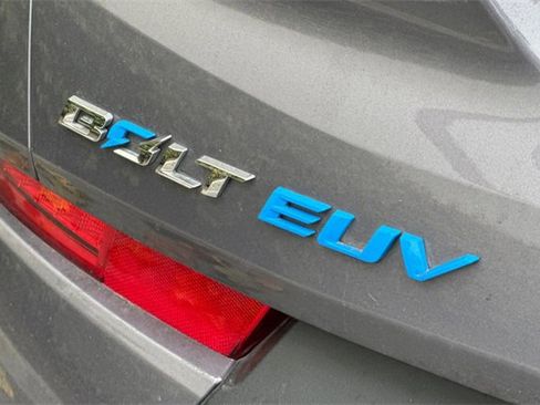 Used 2022 Chevrolet Bolt EUV LT w/ Convenience Package image 49
