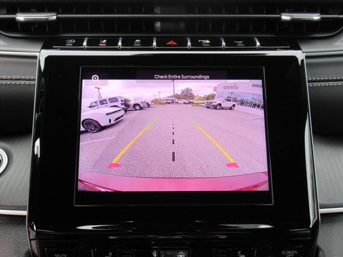 Used 2025 Jeep Grand Cherokee L Laredo w/ Luxury Tech Group I image 23