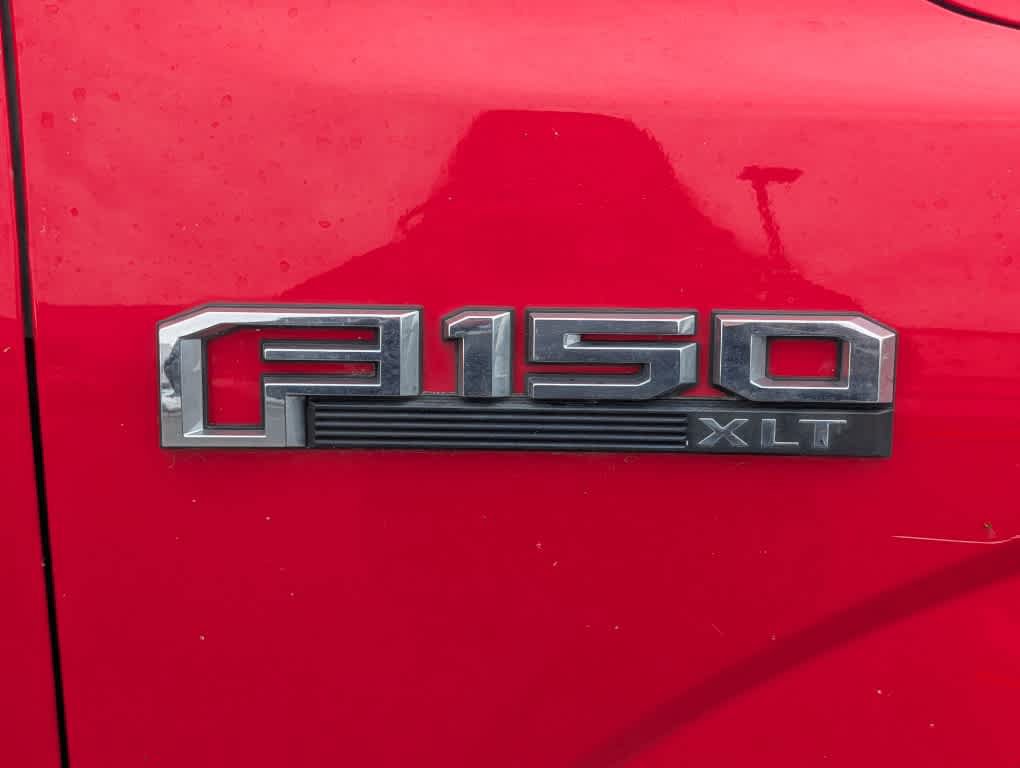 Used 2015 Ford F150 XLT w/ Equipment Group 301A Mid AWD/4WD image 12