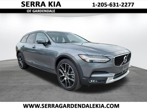 Used 2020 Volvo V90 T6 Cross Country AWD/4WD image 1